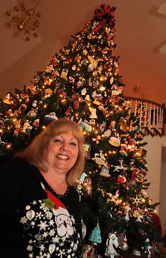 Culloden Woman Has Collected 4 000 Hallmark Ornaments Life