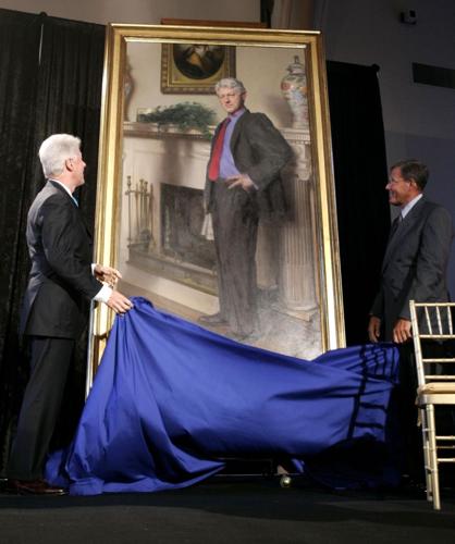 Again, a blue dress casts a shadow on Bill Clinton | Life & Arts |  wvgazettemail.com