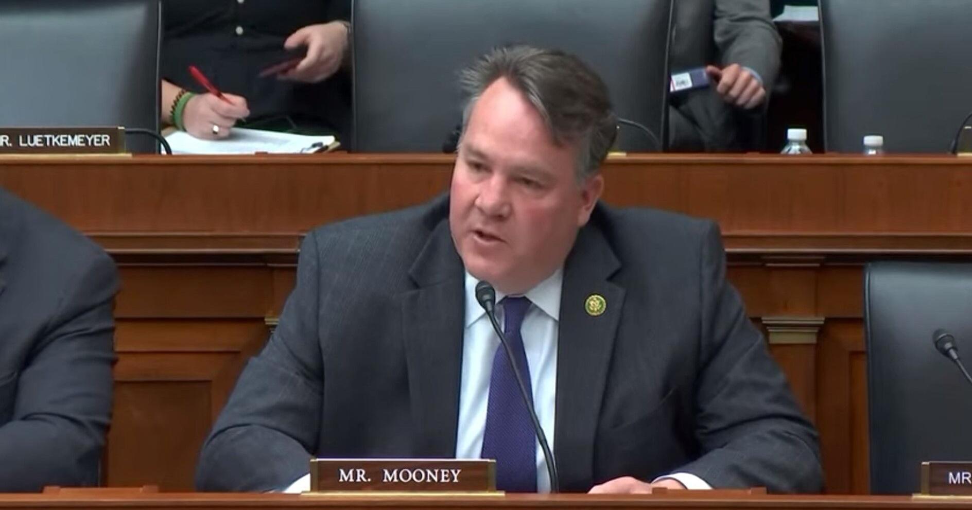 Mooney received $44,500 in legal expense fund contributions in 2022 amid ethics probes - Vimarsana News
