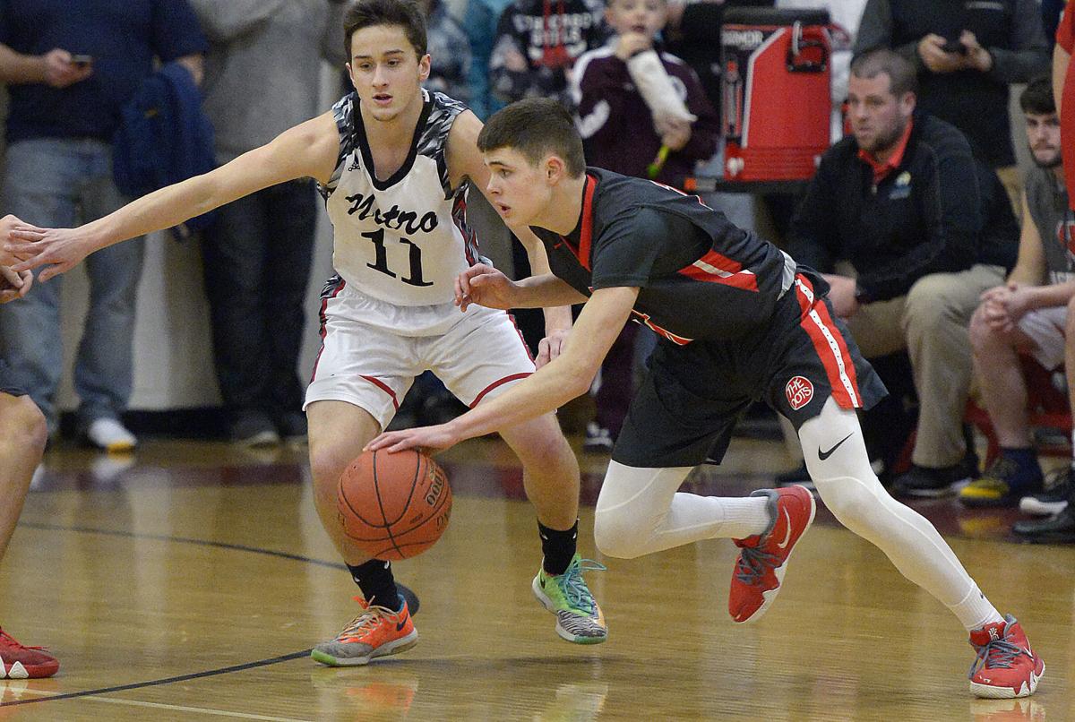 Boys Basketball Sectionals Luikart S Late Flurry Lifts Poca Past Nitro Boys Basketball Wvgazettemail Com
