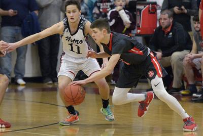 Boys Basketball Sectionals Luikart S Late Flurry Lifts Poca Past
