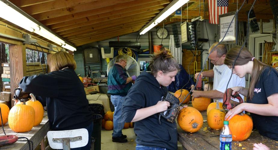 3,000 pumpkins later, Kenova Pumpkin House comes to life Life & Arts