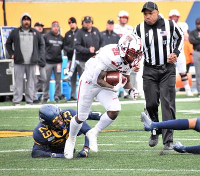Wvu Football Mistakes Doom Mountaineers In 38 17 Loss To Texas