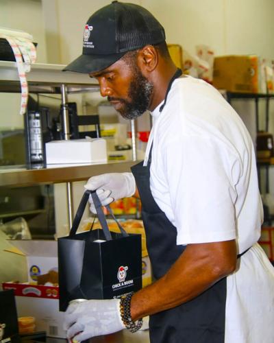 Hall Of Famer Randy Moss Invests In Chick-A-Boom Restaurant Franchise