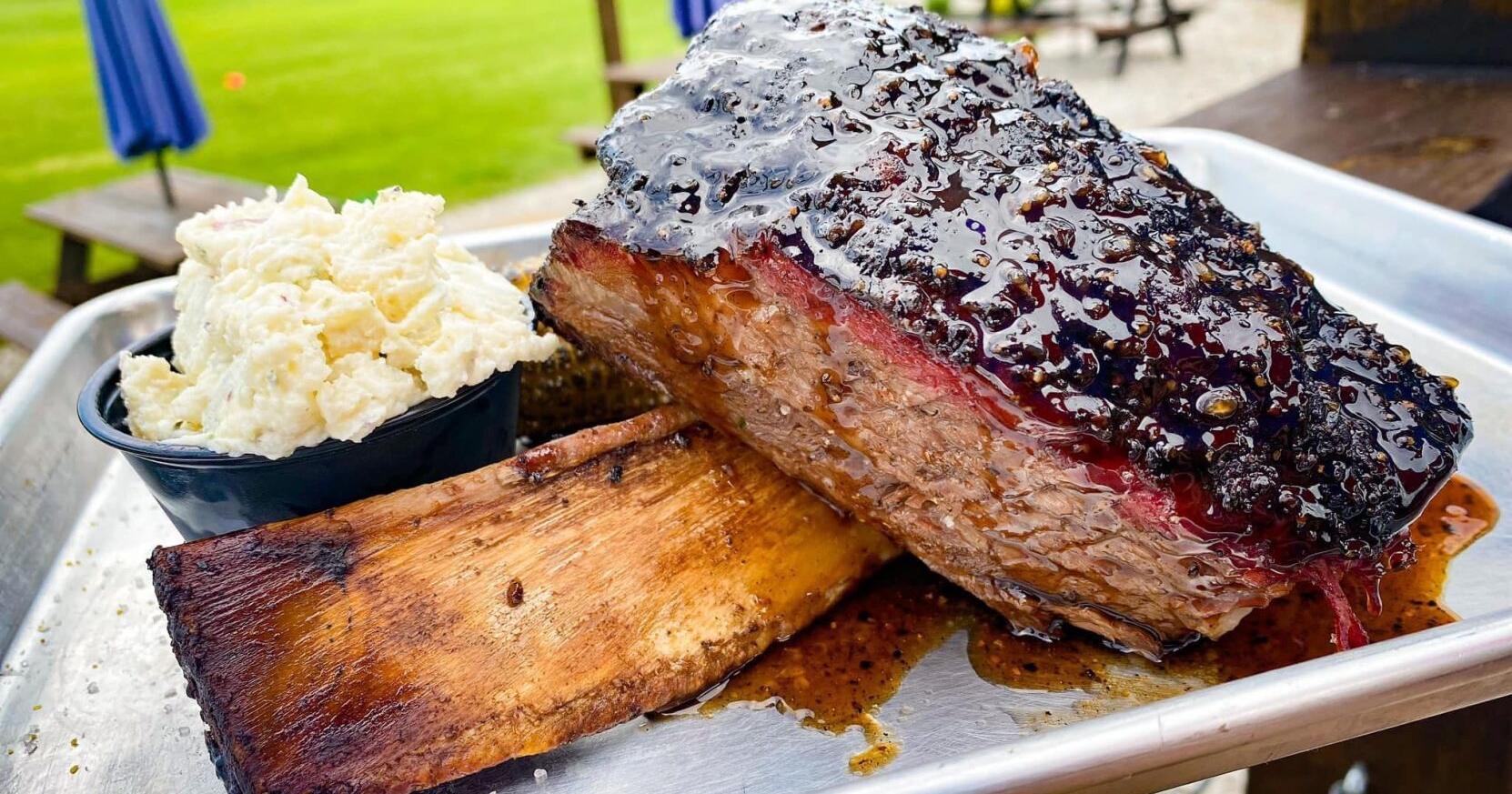 The Food Guy: From Bogey's to Bowles Boyz, BBQ is king | Food & Dining - Vimarsana News