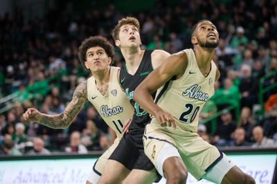 Marshall Basketball Akron Zips Past Herd 85 73 Marshall