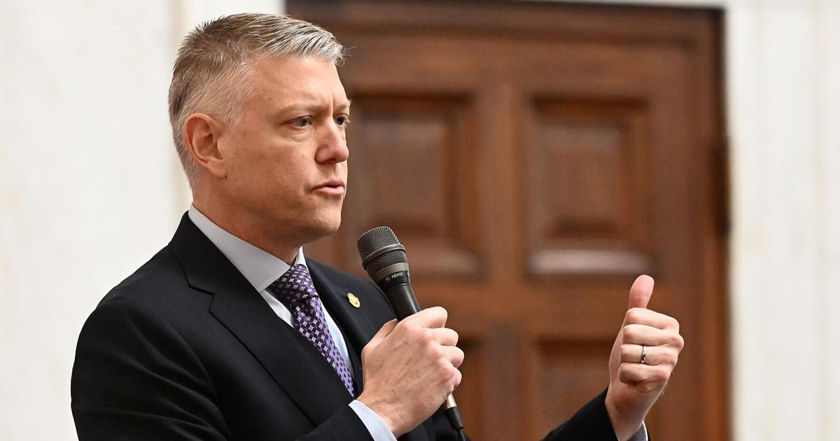 WV Senate OKs law enforcement safety bill; Dems say it could ban filming ...