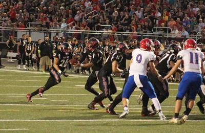 Prep Football Playoffs Point Pleasant Tackles No 1 Fairmont
