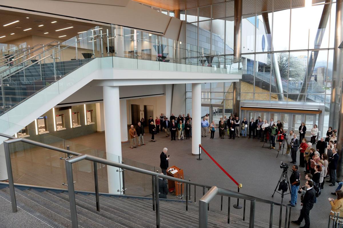 74 Koleksi Civic Center Charleston Gratis Terbaik