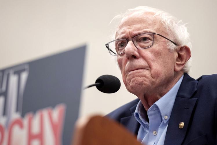 Sen. Sanders holds court in ��������