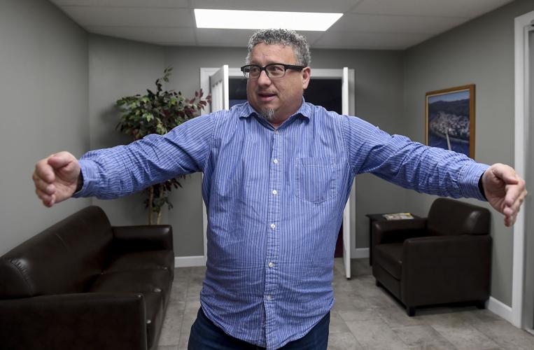 Photos Hinton sinkhole Galleries