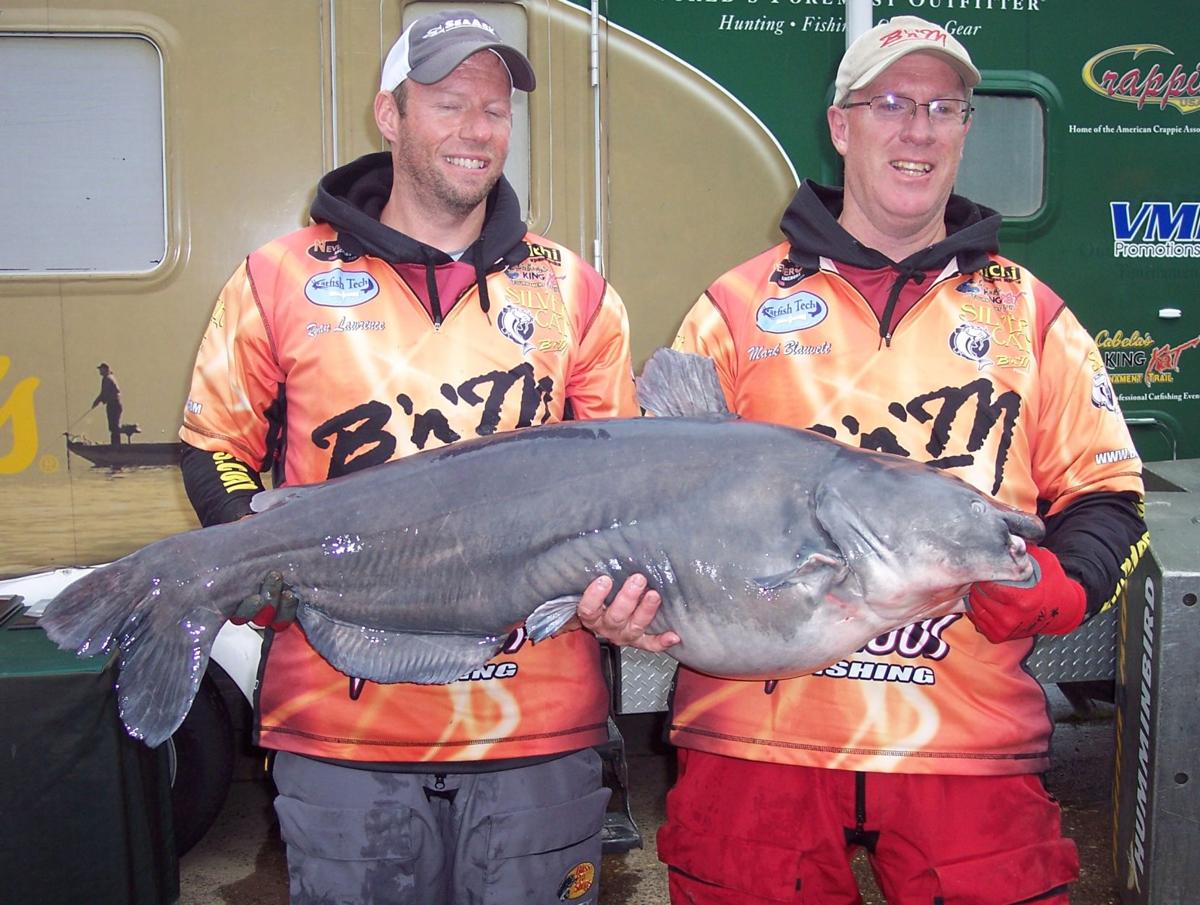 Ohio Angler Catches New Wv Record Blue Catfish Outdoor Pursuits Wvgazettemail Com