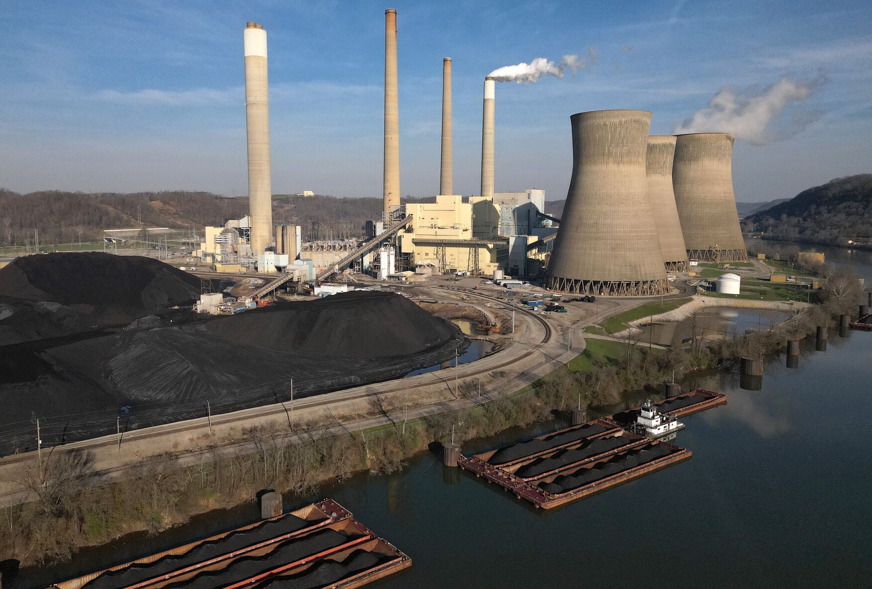 wvgazettemail.com - Mike Tony mtony@hdmediallc.com - EPA proposes weakening coal-fired power plant wastewater pollution standards