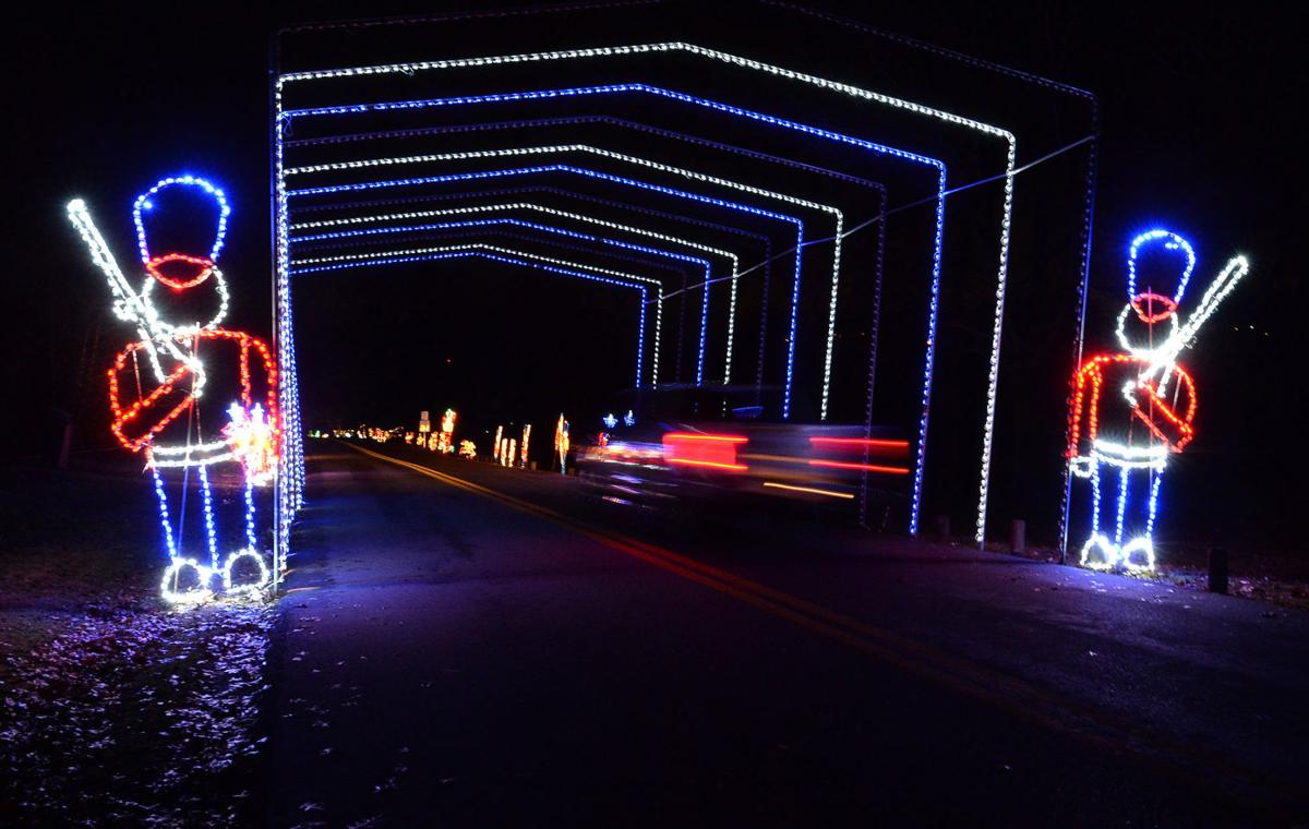 Coonskin Park Christmas Lights 2021