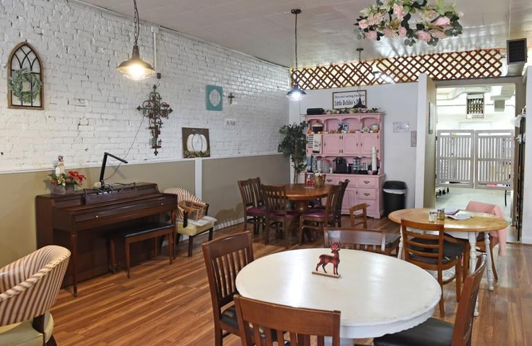 Elk River Baking -- interior