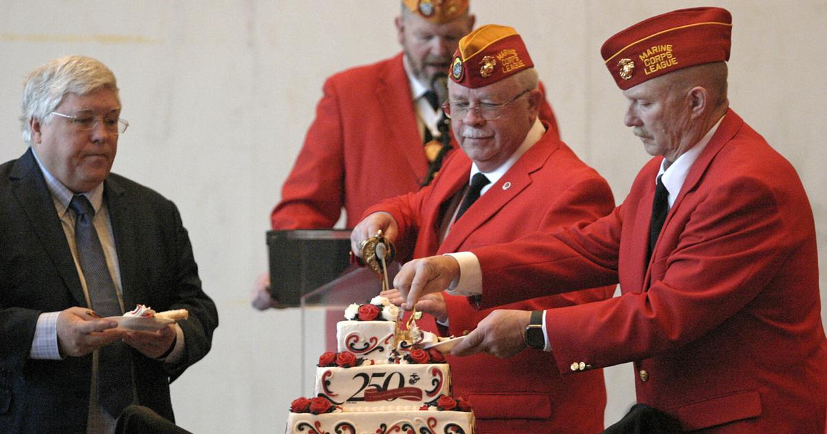 Marine Corps League celebrates 250th anniversary of Corps with cake at ...