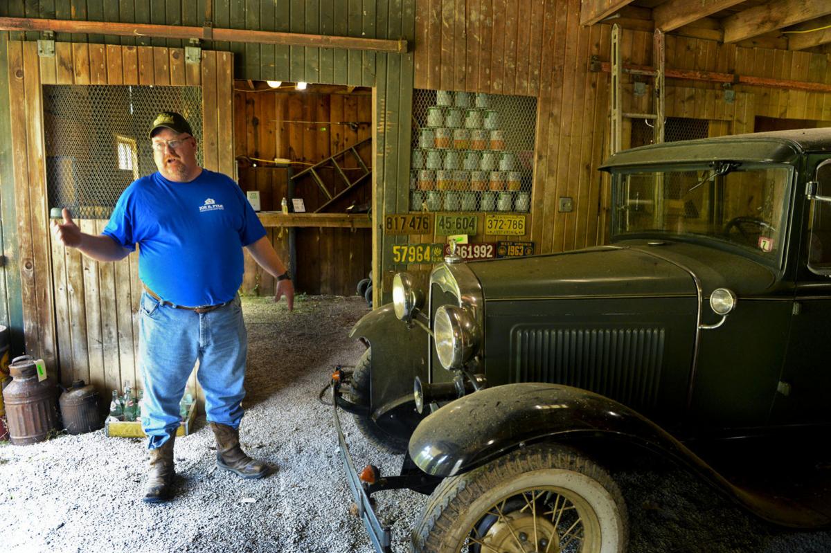 Putnam Man S Extensive Collection Of Cars Antiques Up For Auction Saturday News Wvgazettemail Com