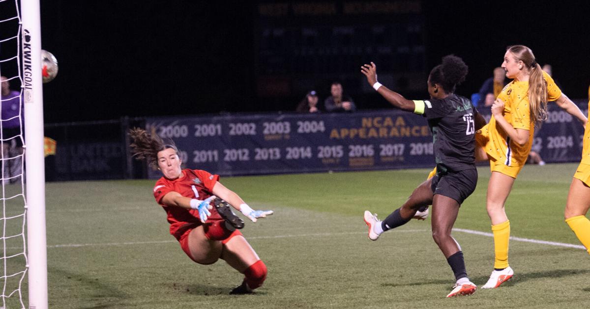 Women's college soccer: Mountaineers edge Herd 1-0 despite 25-3 edge on shots
