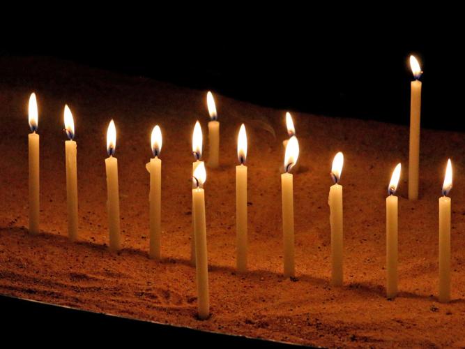 candles-g8a514cf8f_1920