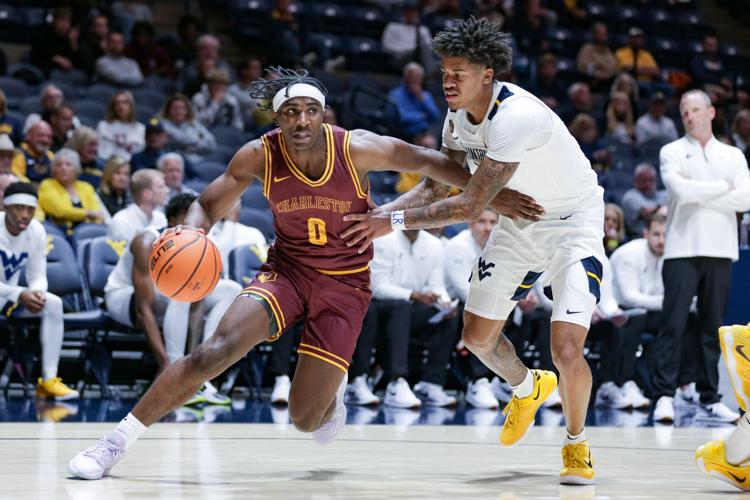 College men's basketball Mountaineers rush past Golden Eagles in