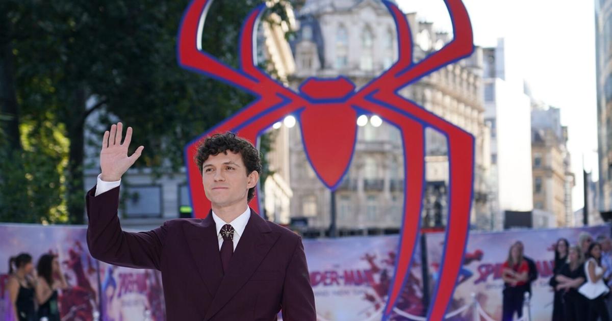 Review: In new 'Spider-Man' flick, the web slinger's stuck in a superhero plot retread