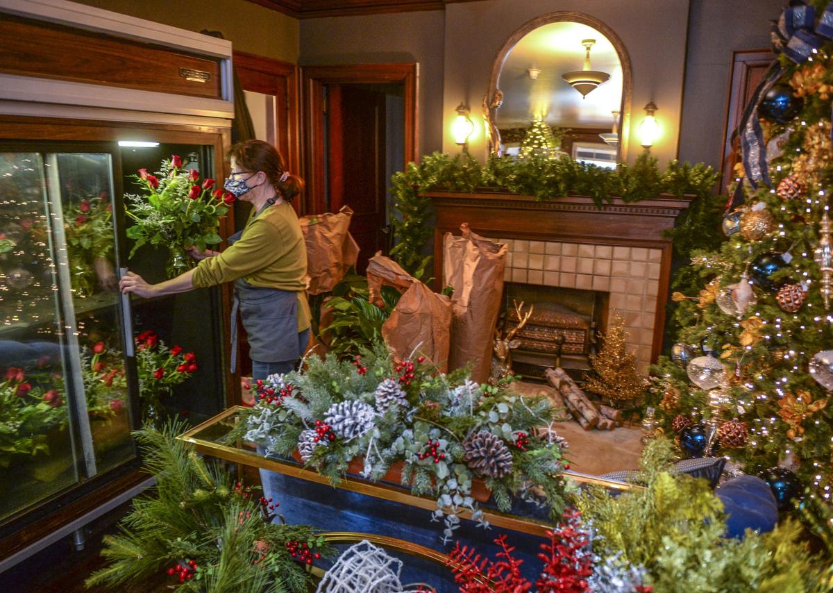 With Valentine S Day Looming Food Among The Flowers Takes Root In New Location Kanawha Valley Wvgazettemail Com