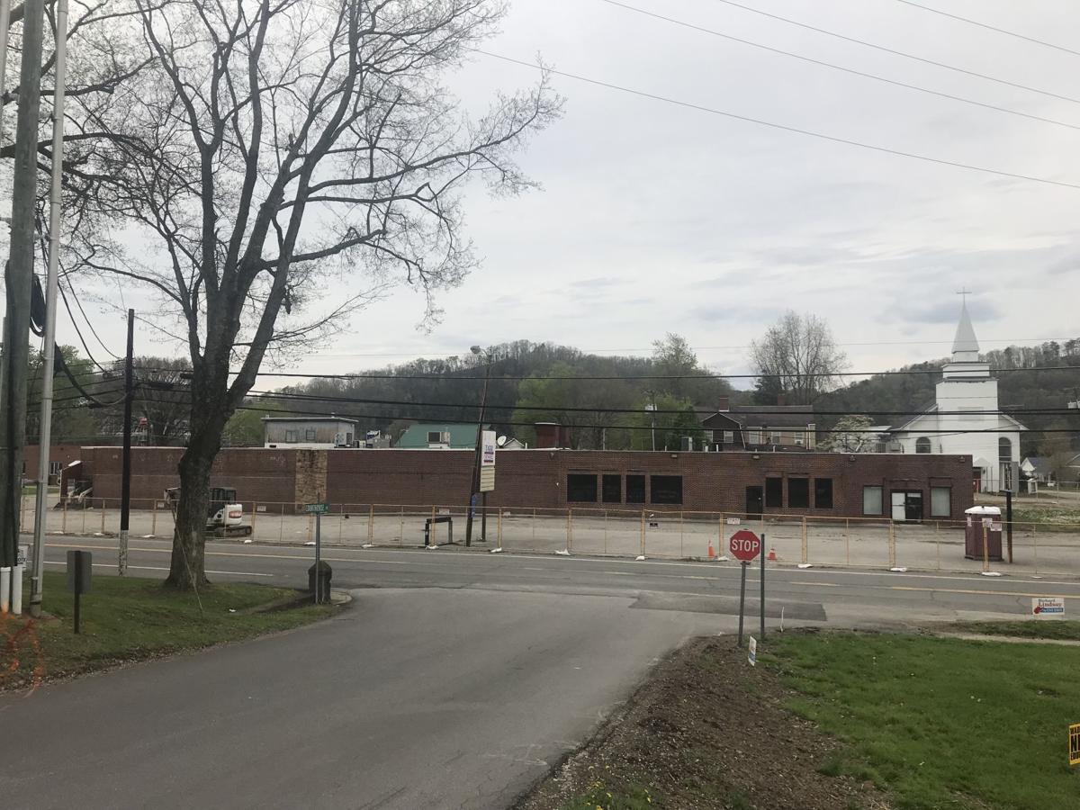 Former Winfield Grocery Store To Be Demolished Turned Into Residential Commercial Space Putnam County Wvgazettemail Com