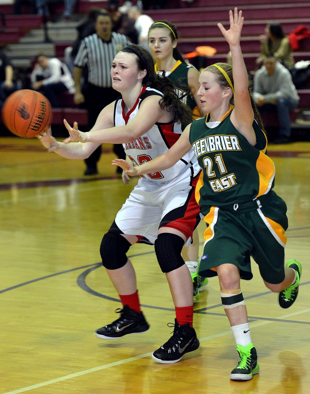 Girls Basketball Mcdaniels Lifts St Albans Past Greenbrier East