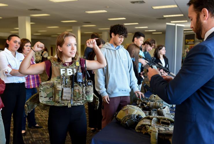 West Virginia teens learn about law enforcement from FBI | Kanawha 