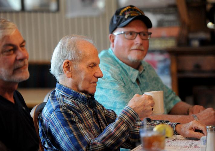 veterans lunch2