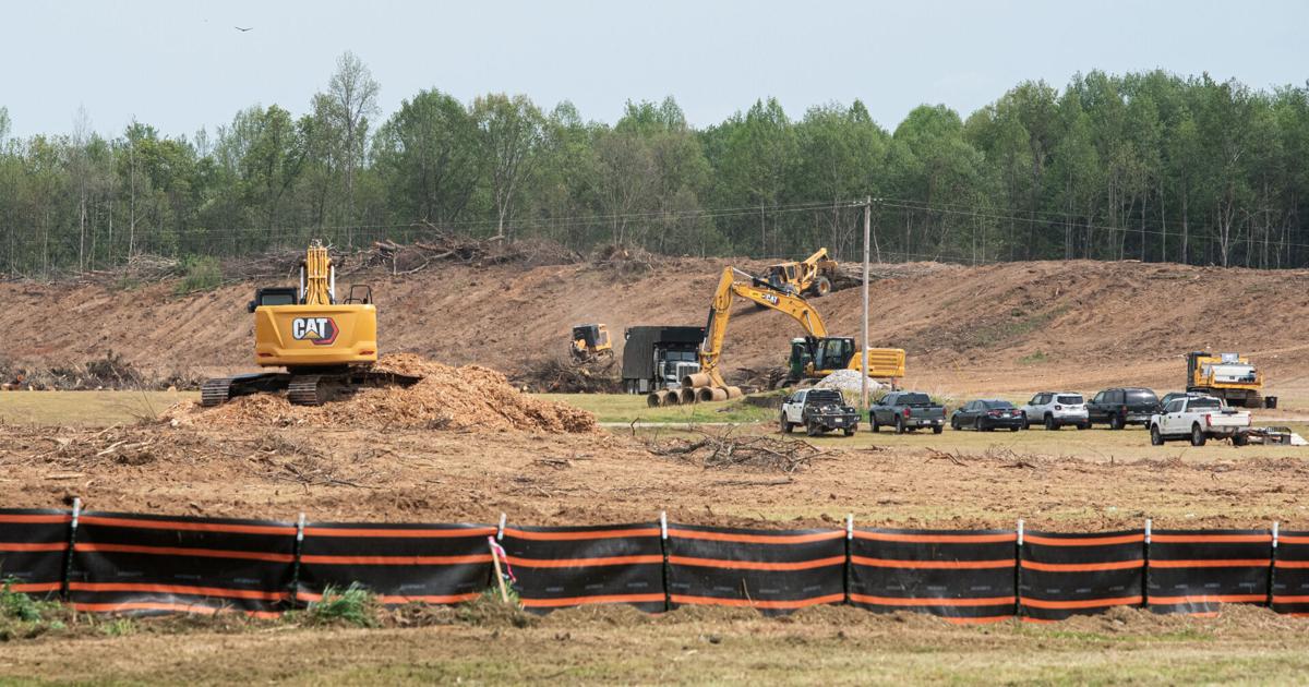 Time to sell?: Mason County data center developer offers to buy neighbors' ...