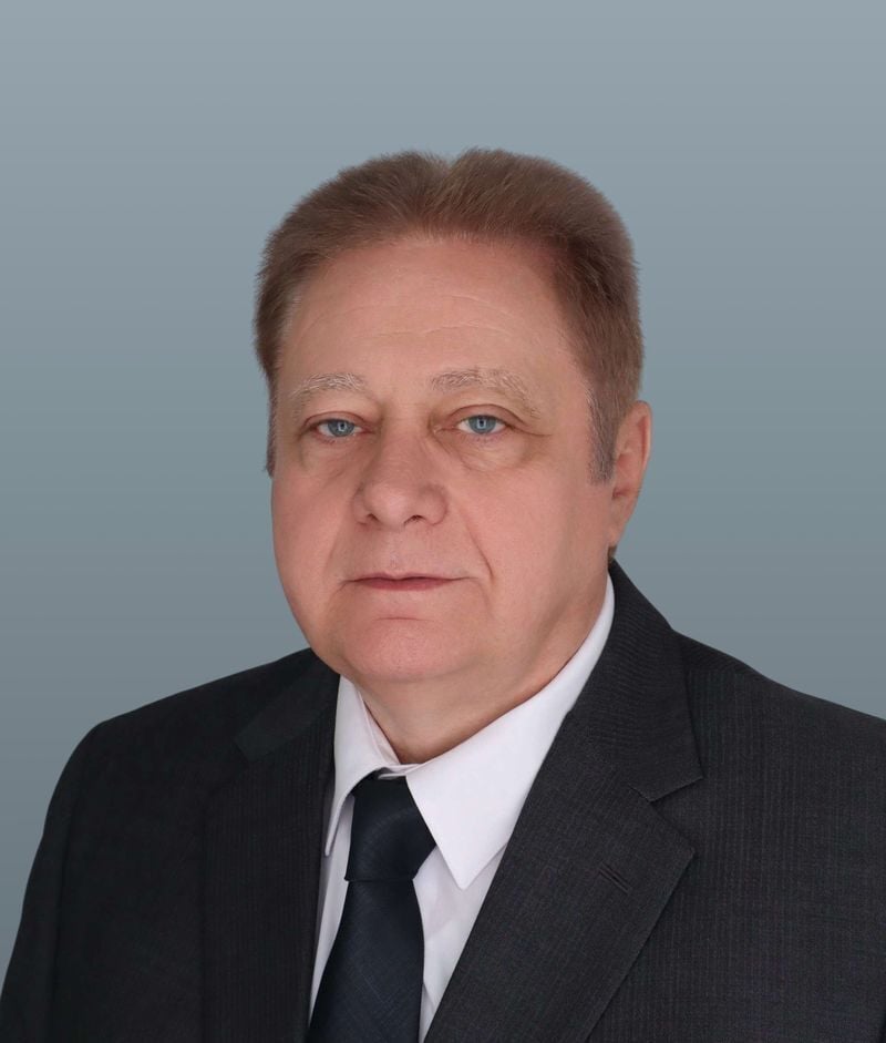 wvgazettemail.com - JIM ROSS jross@hdmediallc.com - Forward-looking solutions': Frontieras hires WV native to build Mason County plant