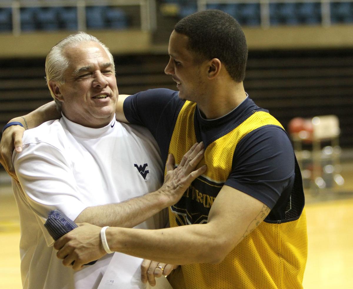 Former Wvu Guard Joe Mazzulla Named New Fairmont State Men S