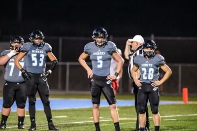 Friday S Previews Mingo Central Rolls Into Winfield Football