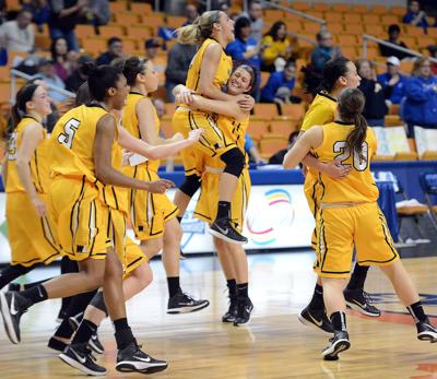 Top Seeded West Liberty Women Rally Past Notre Dame For Mec Title