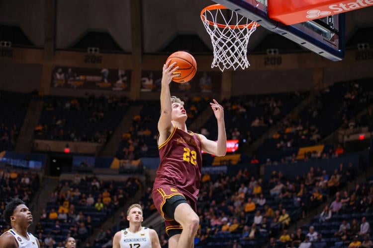MBB-UCvsWVU-10.jpg