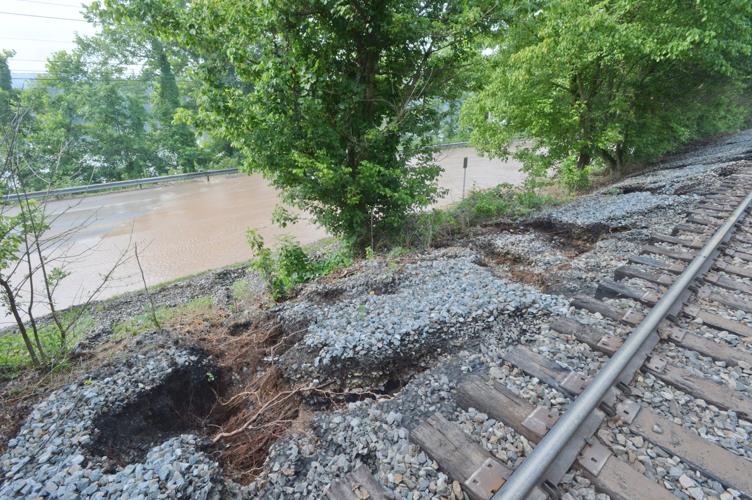 Water main break affects western Kanawha County and Putnam County ...