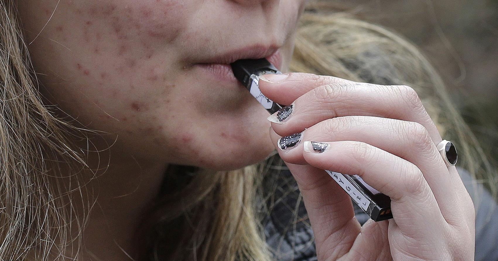 Lindsey Stroud: FDA should send clear message on e-cigarettes (Opinion) - Vimarsana News