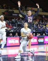 No. 7 seed West Virginia advances to Big 12 women's quarterfinals with stingy defense