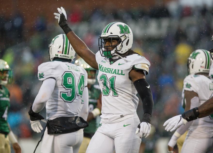 Marshall Football Omari Cobb Signs Rookie Free Agent Deal With