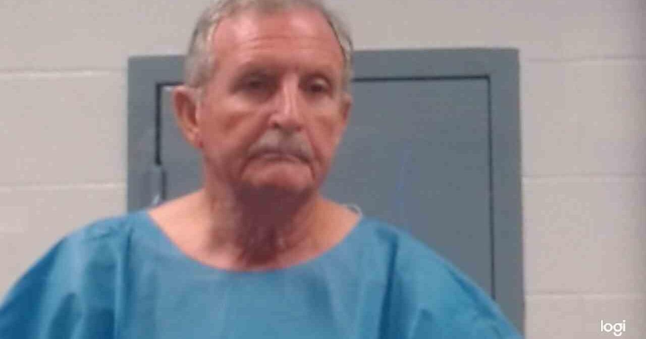 Man sentenced to life in prison for 2022 Charleston murder - Vimarsana News