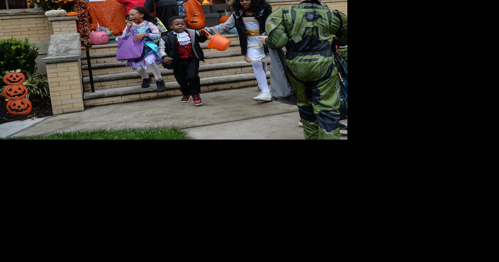 PHOTOS Charleston celebrates trickortreat Kanawha Valley