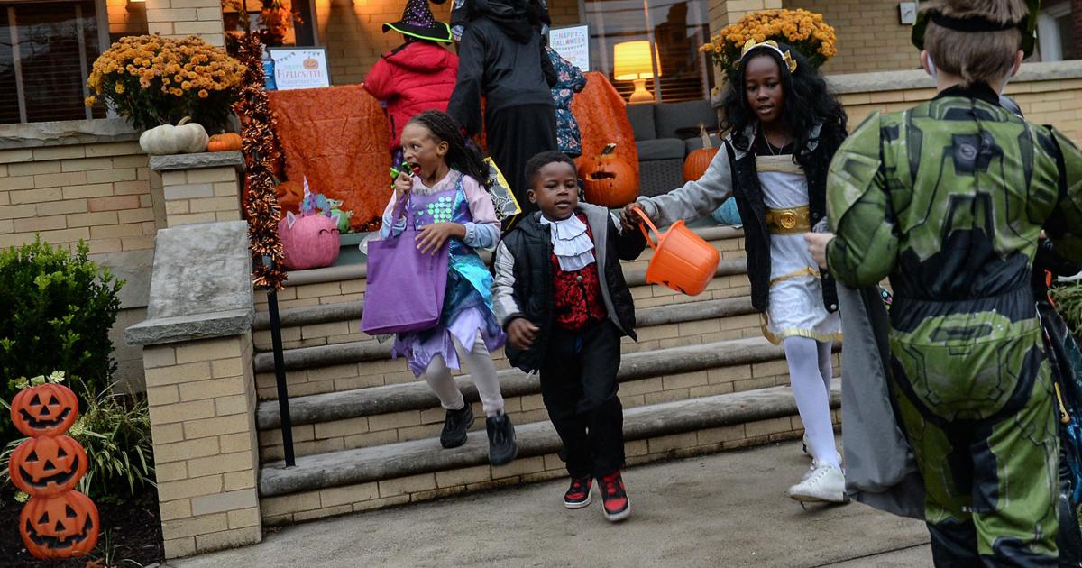 PHOTOS Charleston celebrates trickortreat Kanawha Valley