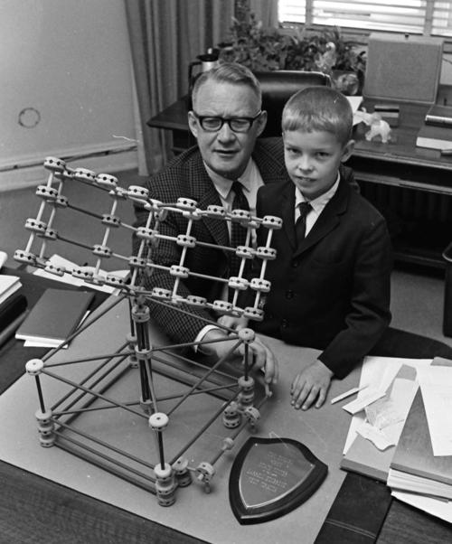 Vintage West Virginia: Tinkertoy award