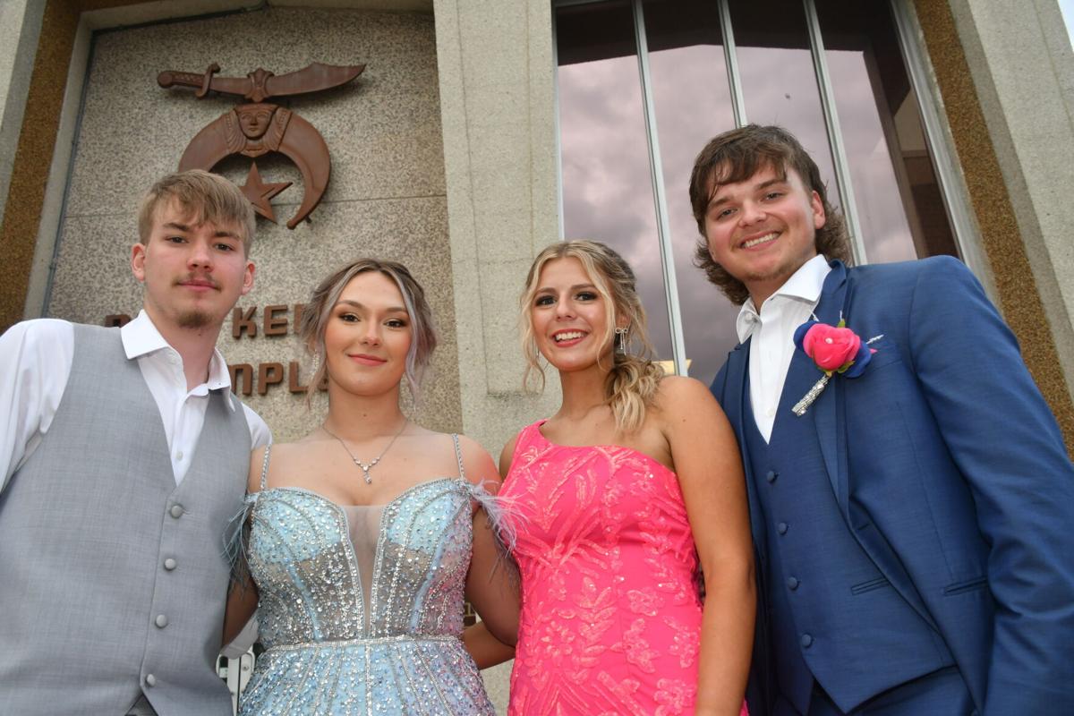 On the Town, Prom Edition: Riverside High School 2024 | Galleries |  wvgazettemail.com, image size:1200x800