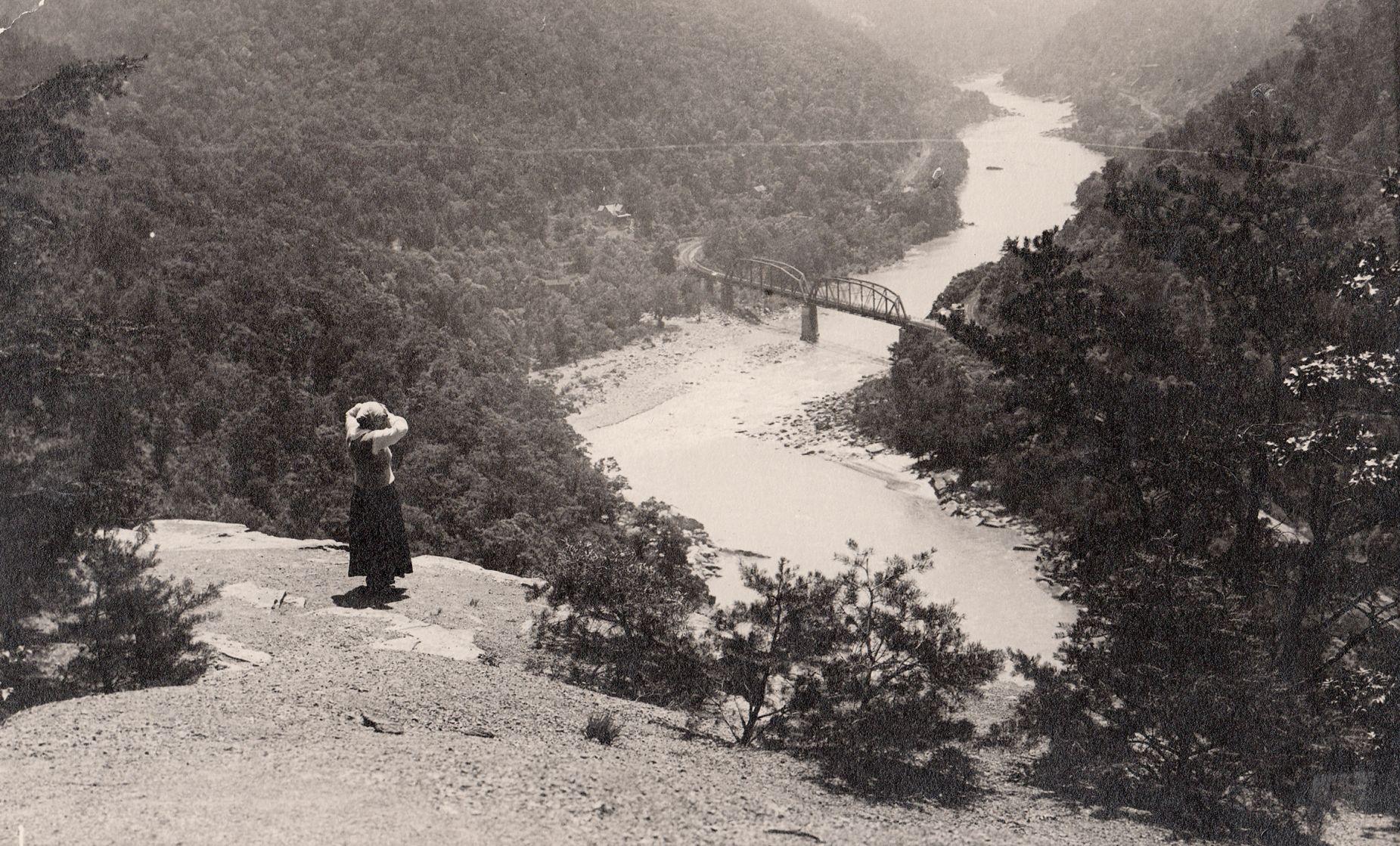 Vintage West Virginia Hawks Nest Life & Arts