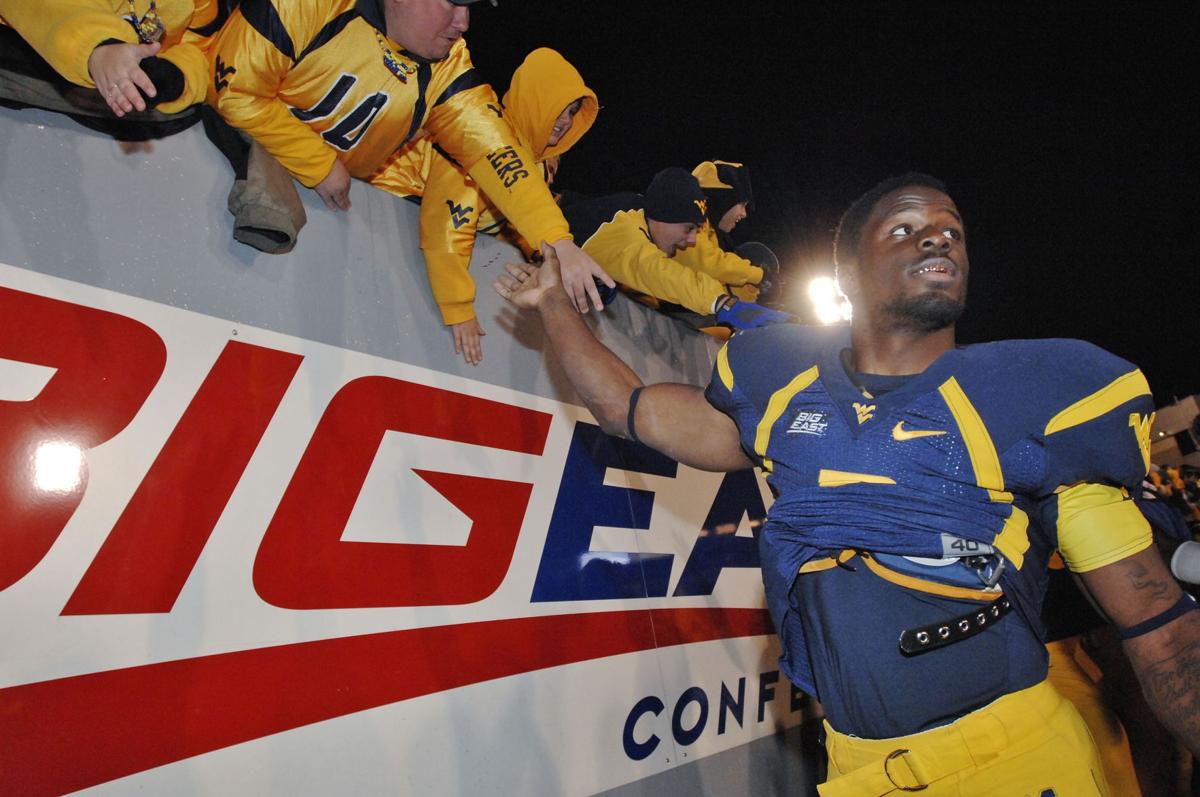 Former Wvu Standout Devine Looks For Another Shot In The Nfl