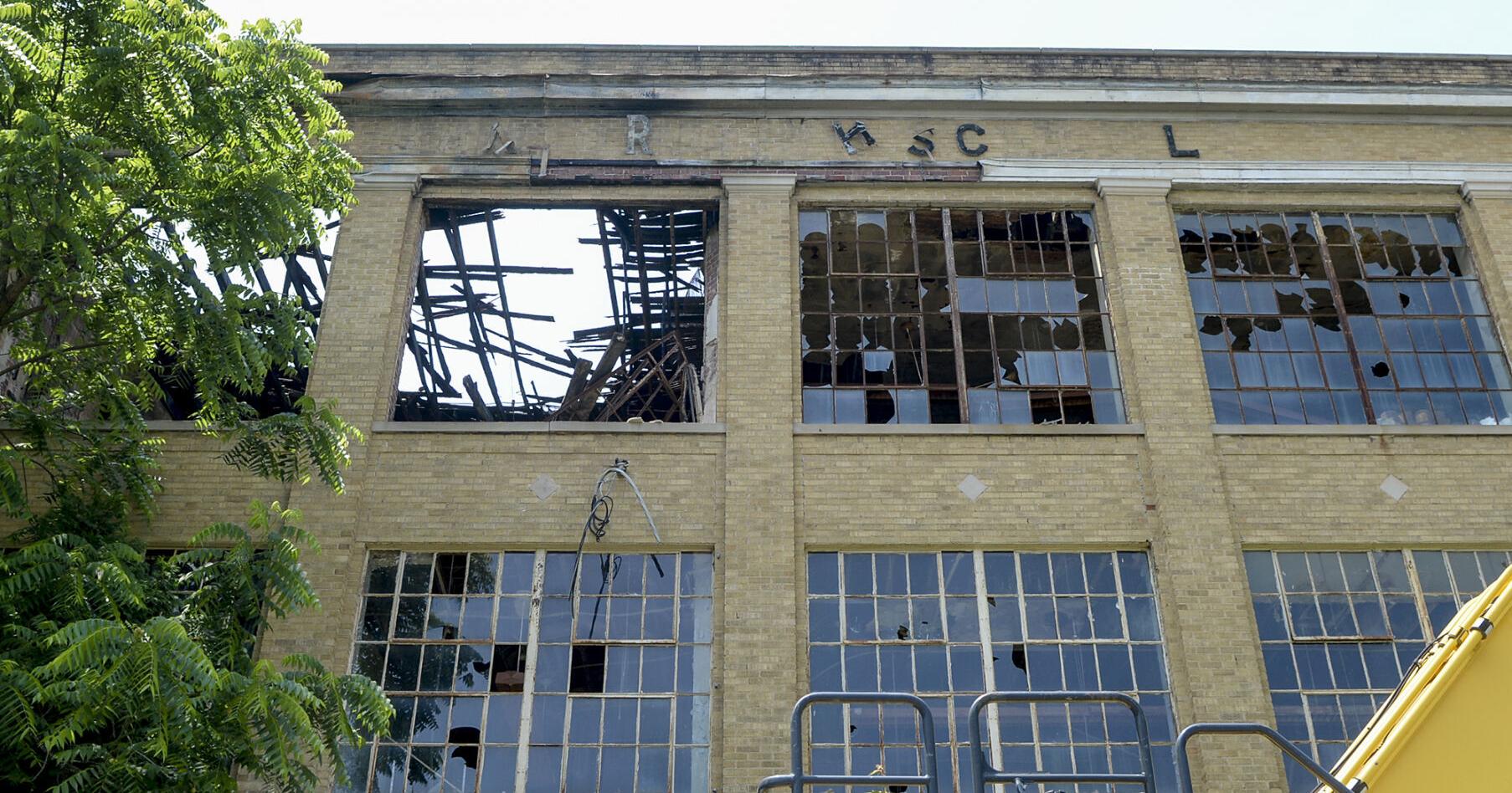 Nuisance school building meets wrecking ball in S.A. - Vimarsana News