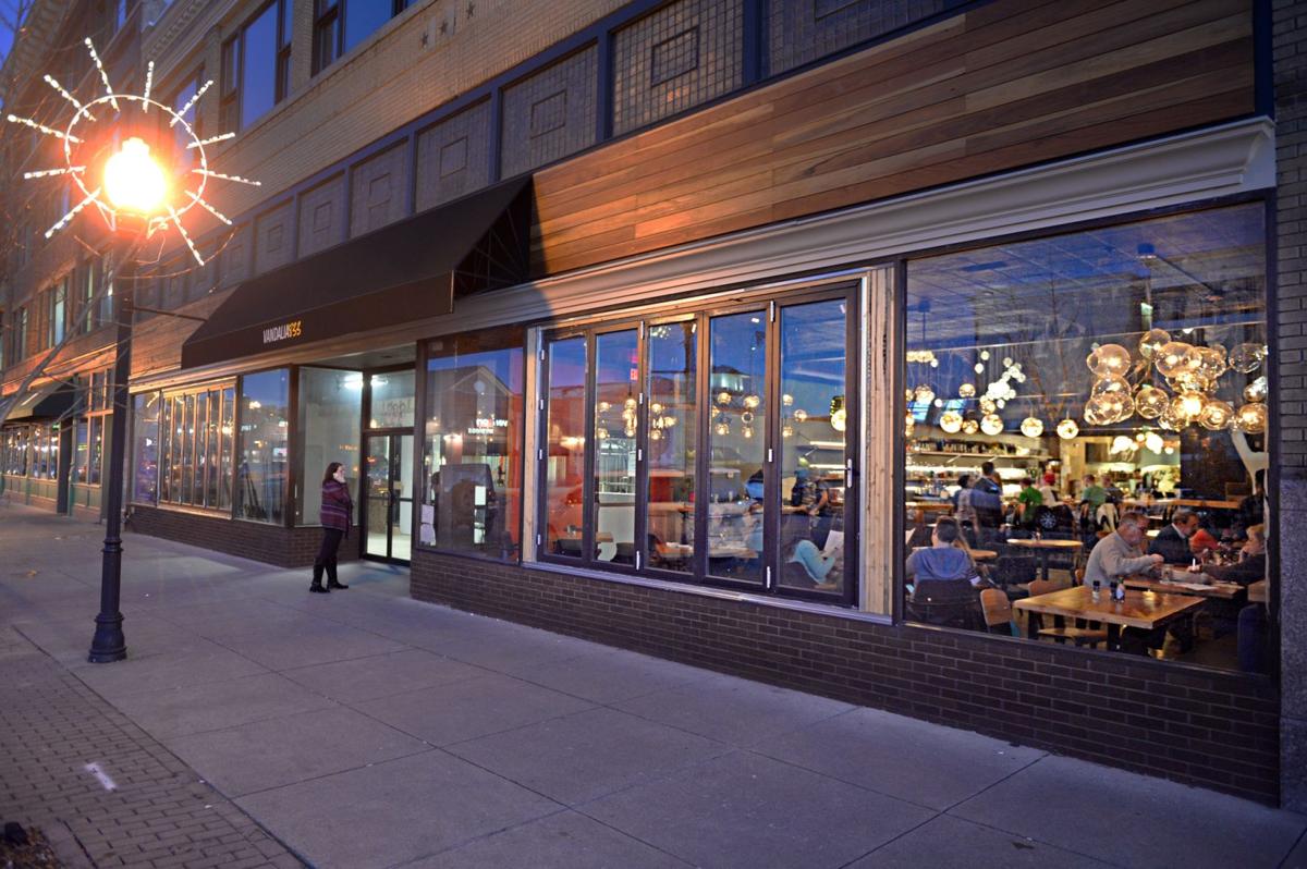 Backyard Pizza And Raw Bar / Huntington Edition Backyard Pizza