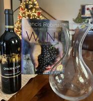 Vines 'n' Vittles: Christmas: A few of my favorite things